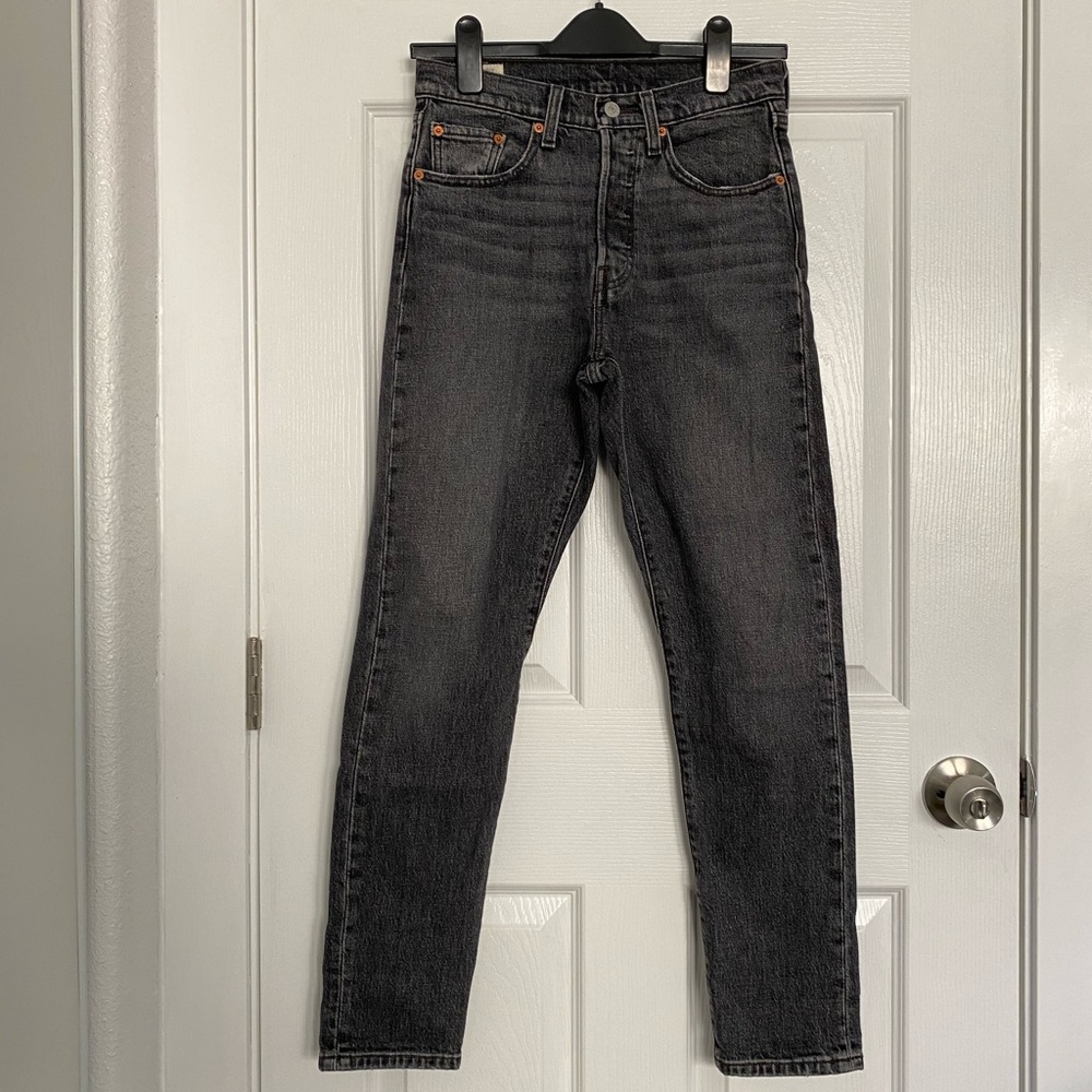 Levi's Premium Black Washed 501 S Skinny Size 27